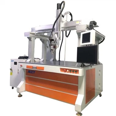 Saldatrice laser CNC